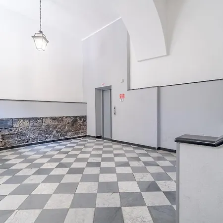 Guesthost - Porto Antico *
