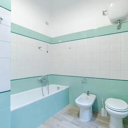 Guesthost - Porto Antico Apartment