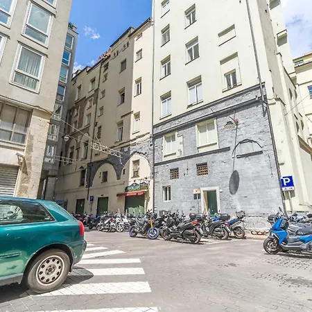 Guesthost - Porto Antico *
